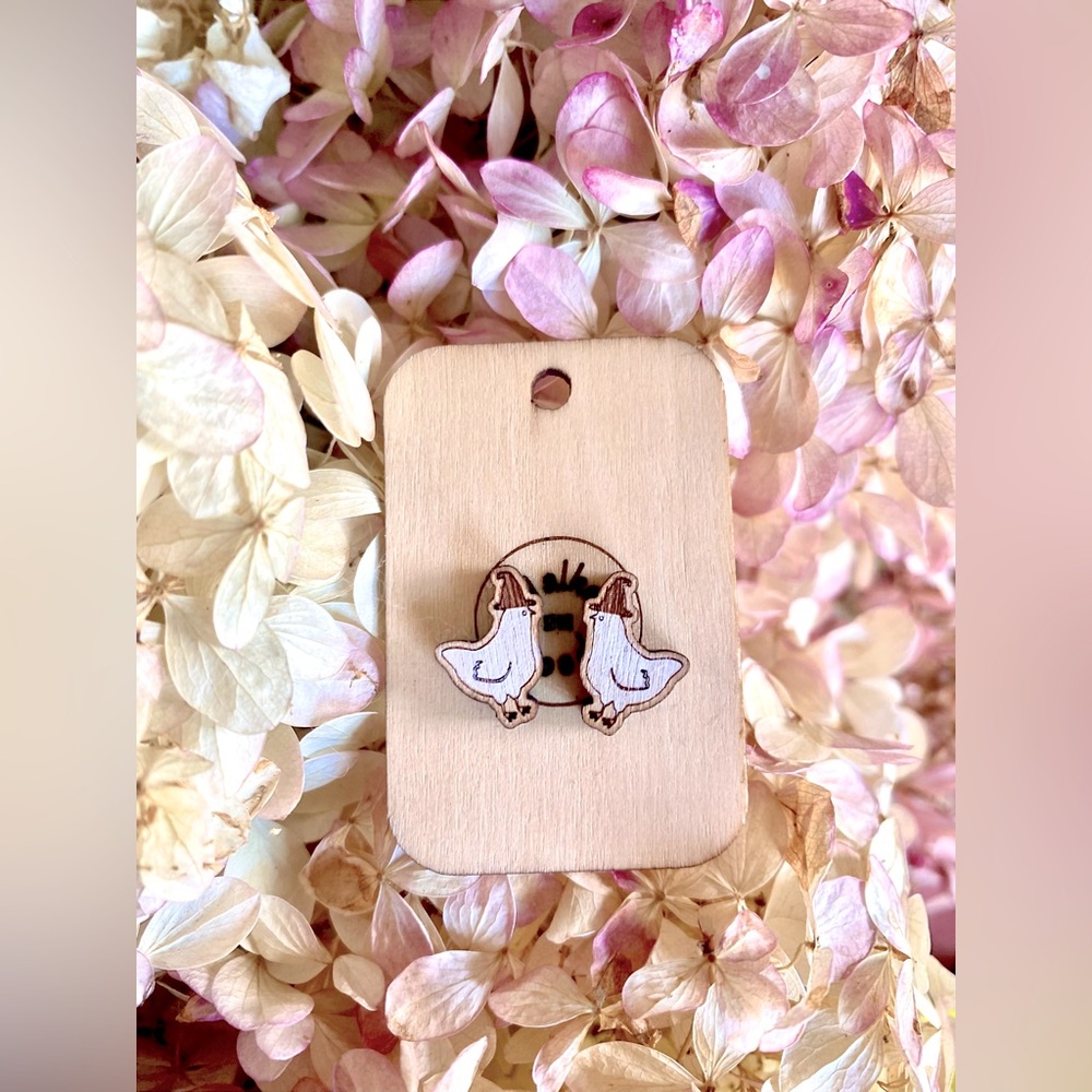 Chicken witch stud earrings